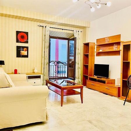 Entrecatedrales Suite Севиля Екстериор снимка
